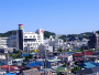 屋上からの眺めです。JR横須賀線がとおります。